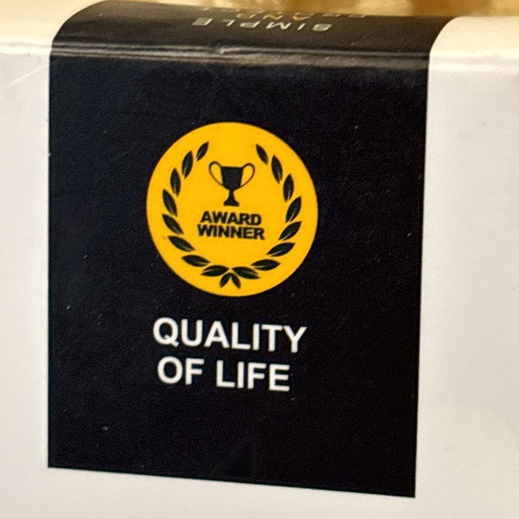 New LAUT - Crystal-X case Compatible with iPhone 14 Plus (6.7") - Crystal - Picture 4 of 12